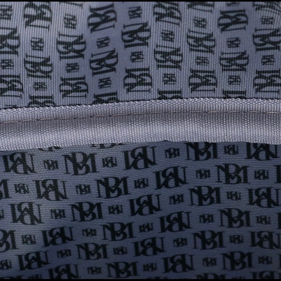 Badgley Mischka Leopard Print Weekender Bag NWT - Picture 6 of 8